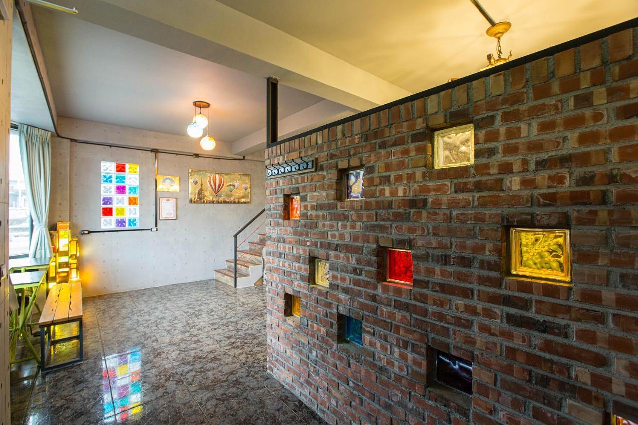 Yi Suo Yen Yu Homestay Chenggong Buitenkant foto